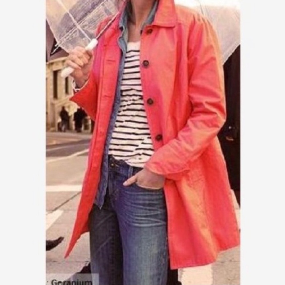 Eddie Bauer Lightweight Lined Trench Coat